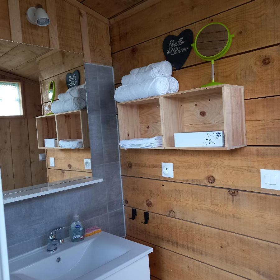 Campsite Car Vintage Saint-Barthelemy-le-Plain