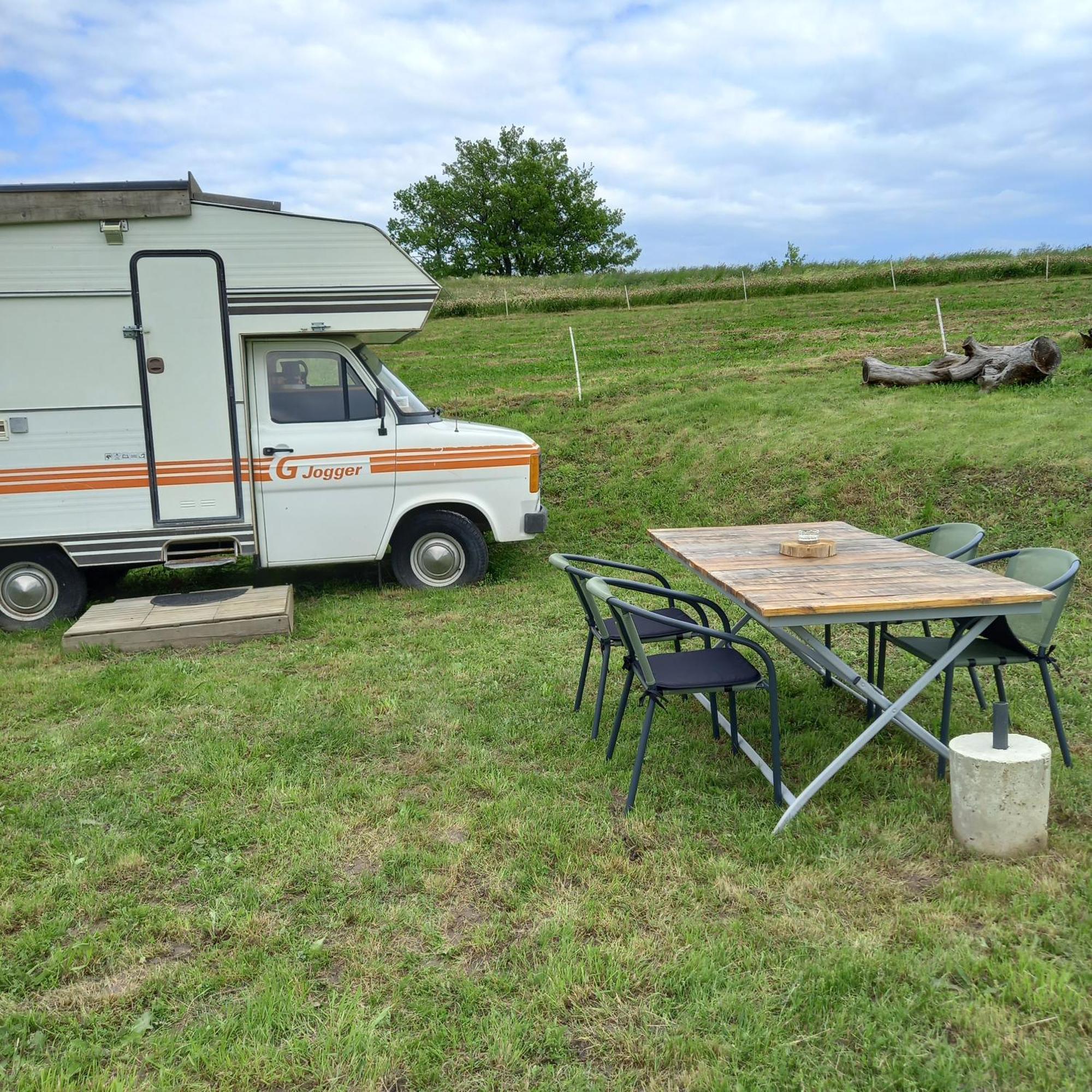 Car Vintage Campsite *